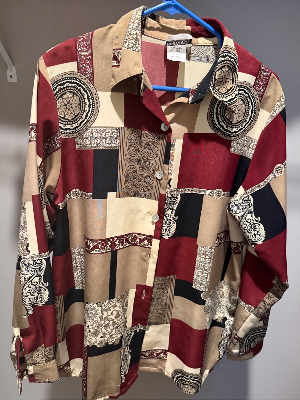 BonWorth Button-Down Shirt in Burgundy, Beige and Black